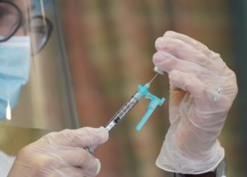 مختبر بايونتيك يؤكد أنه قادر على توفير لقاح جديد “خلال ستة أسابيع” في حال تحوّل الفيروس