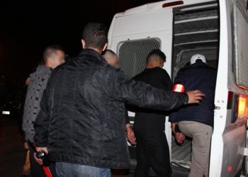 تطوان.. توقيف ثلاثة أشخاص للاشتباه في تورطهم في تعريض شخص يعاني من مرض عقلي للعنف والتشهير