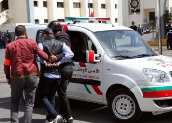 اليوسفية .. توقيف شخص عرض زوجته و عناصر الشرطة لاعتداء خطير