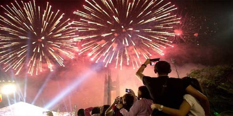 السلطات العمومية المغربية تقرر منع الاحتفالات بحلول السنة الميلادية الجديدة