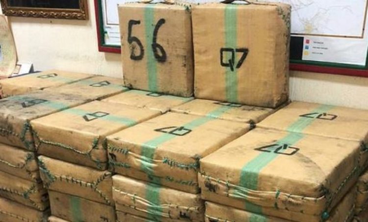 الكركرات .. إحباط تهريب طنين اثنين و86 كيلوغرام من مخدر الشيرا