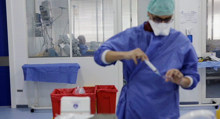 وزارة الصحة ..  تسجيل 1543 إصابة و40 وفاة جديدة بـ”كورونا” في 24 ساعة