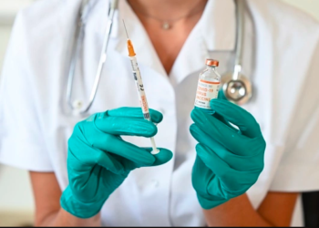 وزارة الصحة .. تسجيل 895 إصابة و34 وفاة جديدة بـ”كورونا” في 24 ساعة