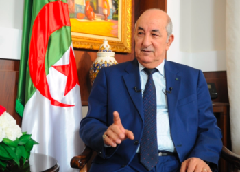 الرئيس الجزائري يعود إلى ألمانيا لاستكمال العلاج من “مضاعفات كورونا”