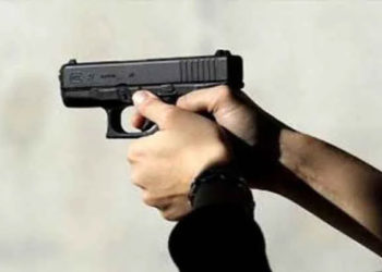 زايو .. عناصر الشرطة تضطر لاستعمال أسلحتها الوظيفية لتوقيف شخص عرض سلامتها الجسدية لاعتداء خطير
