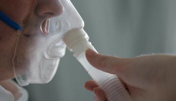 الصحة العالمية ..من الضروري التحرك بشكل أسرع لتوسيع نطاق مد الأكسجين إلى مرضى كوفيد 19