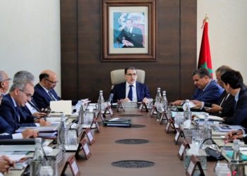 الحكومة تعمل على تحقيق الإنعاش الاقتصادي بالموازاة مع مواجهة كورونا