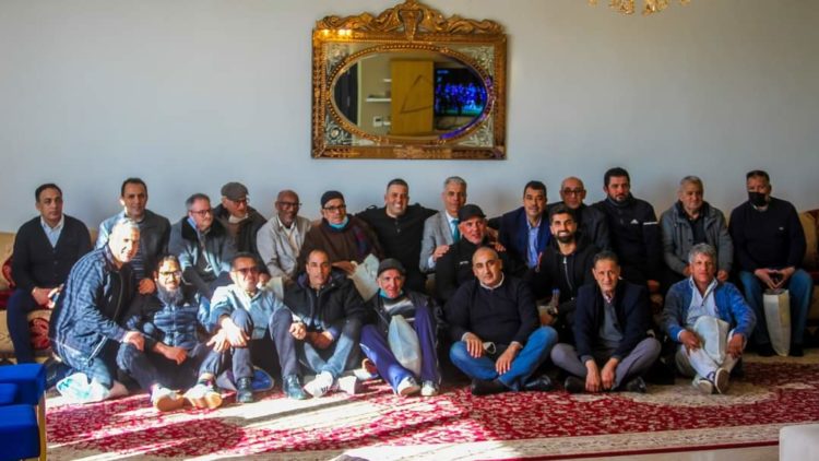 فاس ..رئيس الماص يجتمع بقدماء النادي ويتخذ هذه الإجراءات