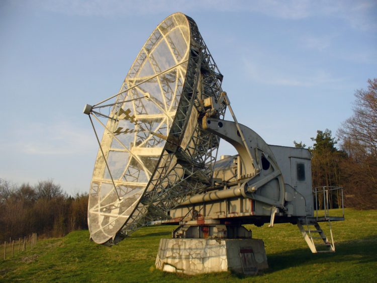 مراكش .. تثبيت أول تلسكوب لاسلكي على الصعيد الوطني