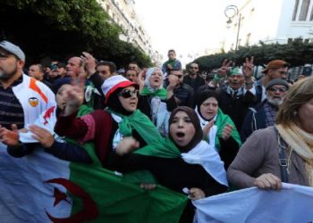الجزائر.. هيئة الدفاع عن معتقلي الحراك تندد ب”اعتقال” بعض أعضائها