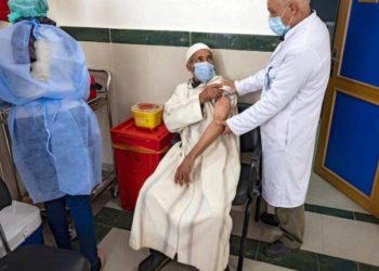 منظمة الصحة العالمية .. المغرب من بين الدول العشر الأوائل التي أكملت بنجاح تحدي التلقيح ضد كوفيد-19