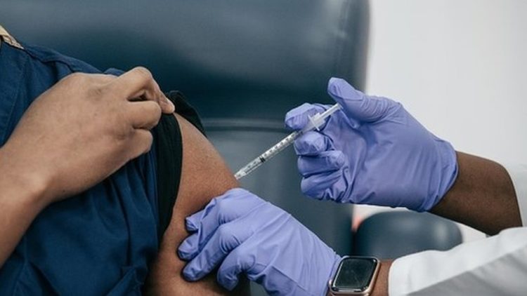 استراتيجية تلقيح  عالمية جديدة واسعة النطاق لتجنب نحو 50 مليون حالة وفاة