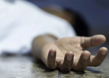 تازة .. فتح بحث قضائي لتحديد ظروف وفاة شخص يشتبه في تعاطيه مادة مشكوك فيها بالشارع العام