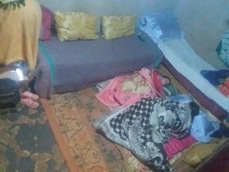 بتاهلة .. نجية طالبة مغربية تشكو الفقر  وقلة حيلة اليد