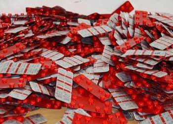 العيون .. إحباط محاولة لتهريب 1500 قرص مهلوس