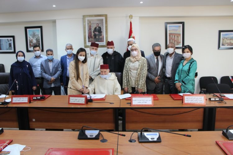 لانقاذها من الانقراض .. التوقيع على شراكة خاصة بحرفة البروكار بفاس