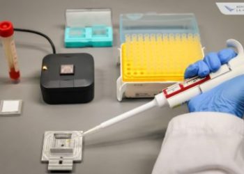 نجاح مركز أبحاث مغربي في تصميم جهاز لفرز العينات السلبية لـ”كورونا” بشكل آني
