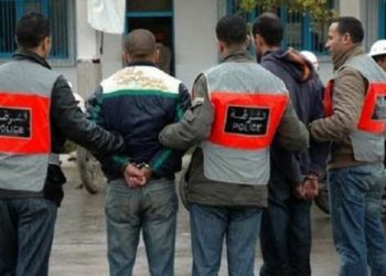 تطوان .. توقيف أربعة أشخاص في قضية نصب مقرون بالسرقة لوكالة لصرف العملات