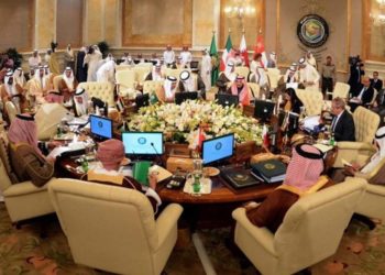 دول الخليج تساند المغرب ضد الاتحاد