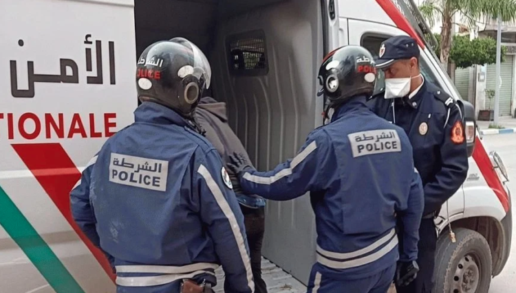 طنجة..  قضية النصب والاحتيال والترويج الدولي للمخدرات تجر موظف شرطة للقضاء
