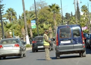 استغلال مرفق وقوف السيارات يخضع لمجموعة من القوانين(الوزير)