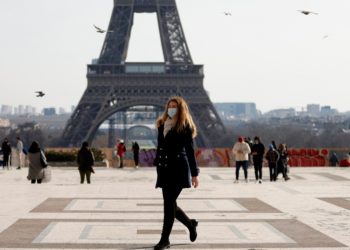 فرنسا.. مجلس الدفاع الأعلى يجتمع اليوم  لمناقشة الوضع الوبائي