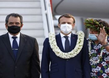 ماكرون ببولينيزيا الفرنسية .. يجب تعويض ضحايا التجارب النووية