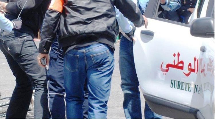 الدار البيضاء.. توقيف شخصين بتهمة الإدلاء برخصة سفر وشهادة اختبار كورونا مزورتين
