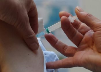 التطعيم بثلاث جرعات يؤدي إلى استجابة مناعية أقوى (إعلام صيني)