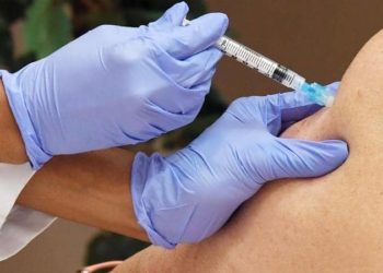 وزارة الصحة .. هذا هو عدد الأشخاص الذين تلقوا الجرعة الثالثة من اللقاح