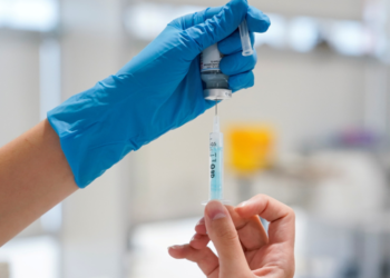 عملية التطعيم بالجرعة الثالثة من اللقاح تنطلق اليوم الاثنين