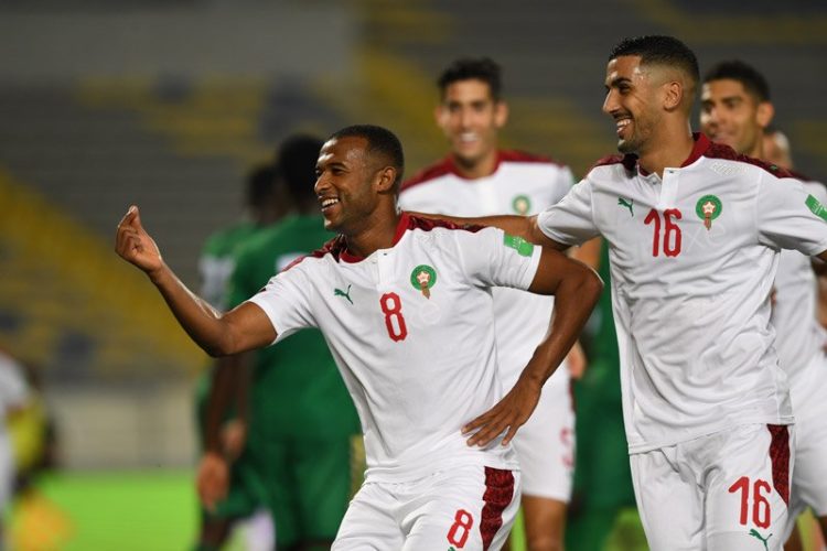 الأسود إلى الدور الحاسم بعد فوزه العريض على غينيا