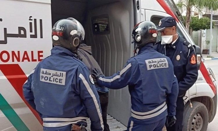 القنيطرة .. التحقيق مع ثلاثة أشخاص من بينهم مقدم شرطة بتهمة القتل والمشاركة
