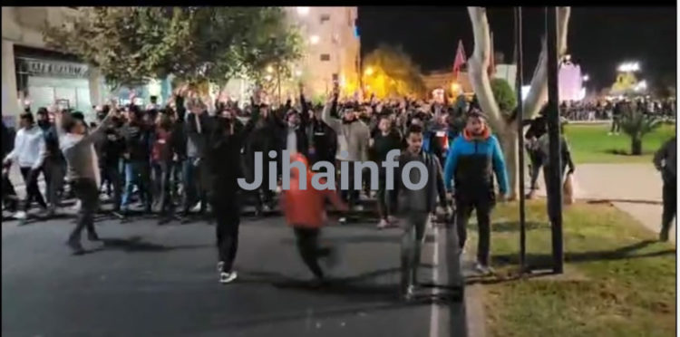 فاس .. آلاف الطلبة ينتفضون ضد قرار  وزارة التعليم