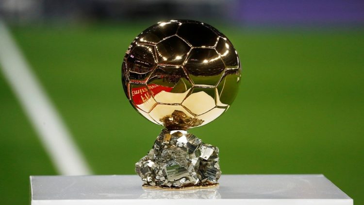 هذا هو الفائز بالكرة الذهبية لأفضل لاعب كرة قدم في العالم لسنة 2021