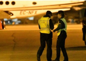 هبوط إضطراري   لطائرة مغربية بمايوركا  .. و السبب    استعجال طبي مفتعل