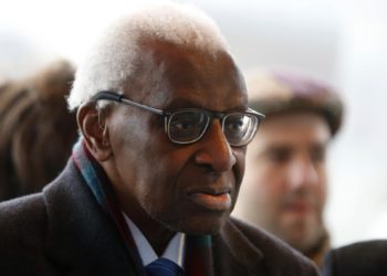 وفاة الأمين دياك الرئيس السابق للاتحاد الدولي لألعاب القوى