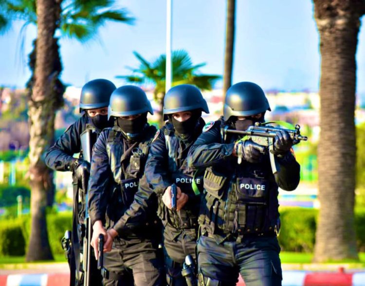 سلا .. مفتش شرطة يضطر لاستعمال سلاحه الوظيفي لتوقيف شخص خطير