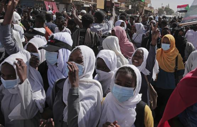 السودان ..انتشار أمني مكثف في شوارع الخرطوم قبيل تظاهرات مقررة ضد الانقلاب