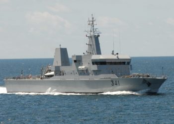 البحرية الملكية تقدم المساعدة لـ 120 مرشحا للهجرة غير الشرعية معظمهم من بلدان إفريقيا جنوب الصحراء