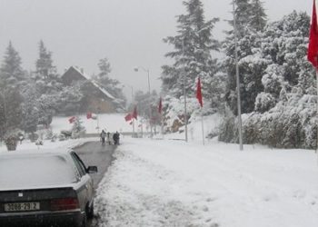 تساقطات ثلجية وأمطار قوية أحيانا رعدية يوم غد الأحد بعدد من أقاليم المملكة