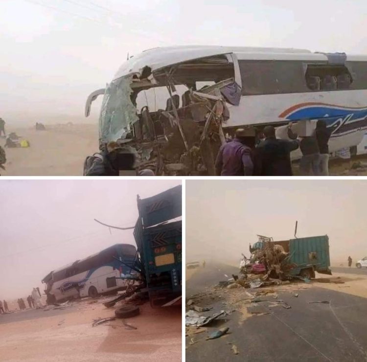 العيون..حادث مروع بين حافلة ركاب وشاحنة يخلف ضحايا