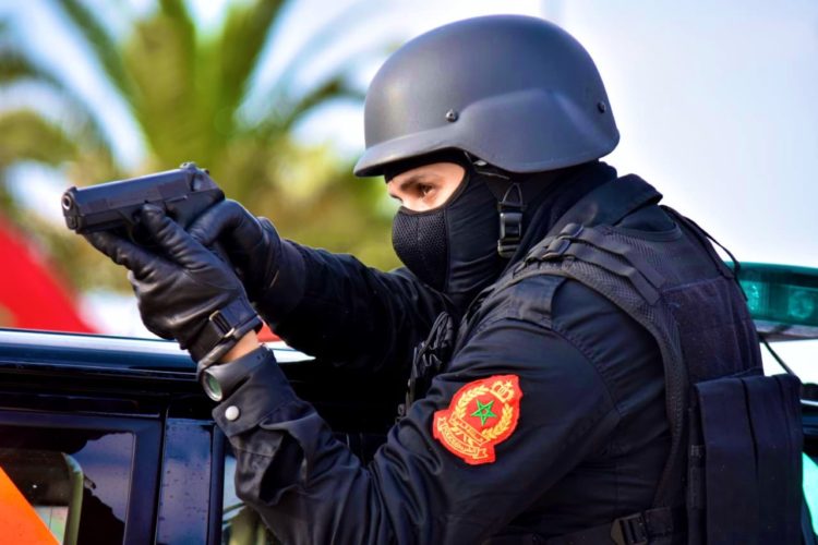 برشيد..مقدم شرطة يضطر لاستعمال سلاحه الوظيفي لتوقيف شخص خطير