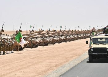 بعد الإعلان عن مناورات “الأسد الإفريقي”..الجزائر تجري مناورات عسكرية في تندوف