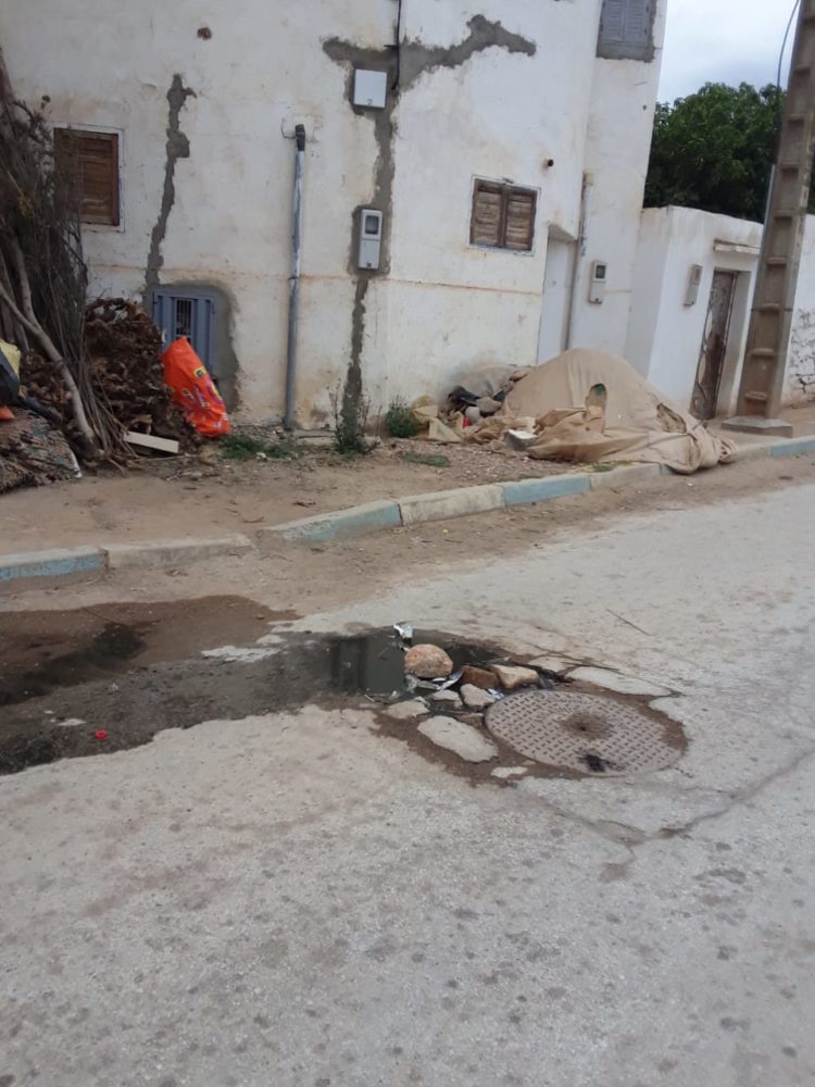 عين السبيت:معاناة السكان مع فيضان واد الحار ..ورئيس الجماعة يمتنع عن التدخل