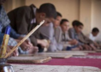 طنجة..بسبب “الفلقة” توقيف إمام مسجد