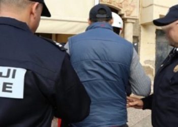 أمن مكناس يلقي القبض على شخصين متورطين في حيازة وترويج “القرقوبي”