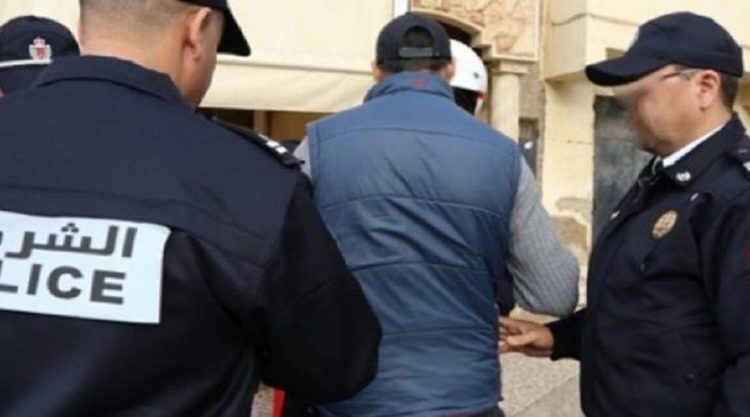 أمن مكناس يلقي القبض على شخصين متورطين في حيازة وترويج “القرقوبي”