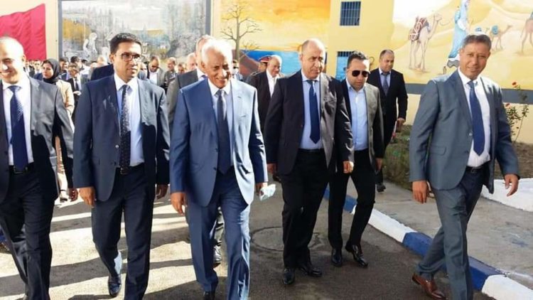 اتفاقية شراكة لإحداث وحدة إنتاجية بسجن  عين عائشة  لتشغيل السجناء