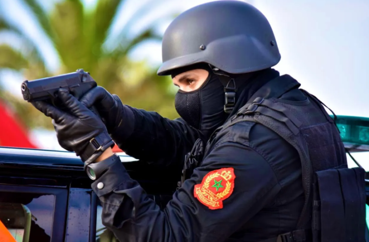 وجدة..عناصر الشرطة تستعمل السلاح لتوقيف مجرم خطير